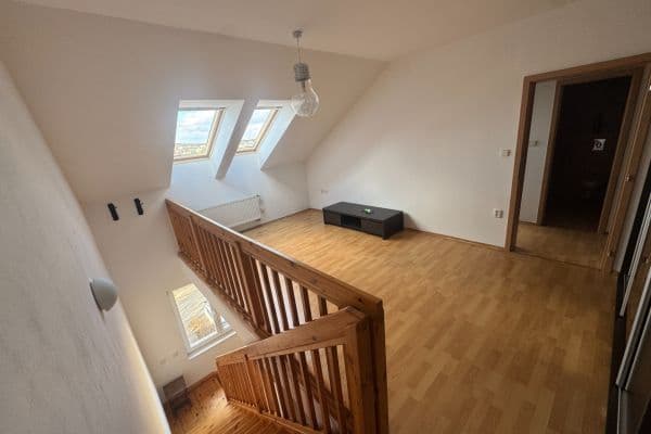Pronájem bytu 2+1 52 m², Za Poštou, Dobříš Pronájem bytu 2+1 52 m², Za Poštou, Dobříš