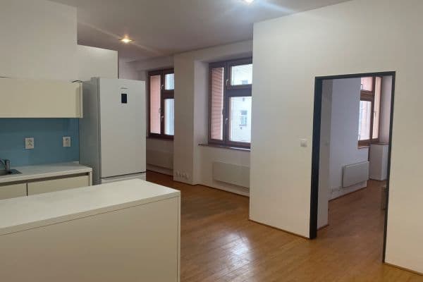Pronájem bytu 2+kk 52 m², Žerotínova, Praha Pronájem bytu 2+kk 52 m², Žerotínova, Praha