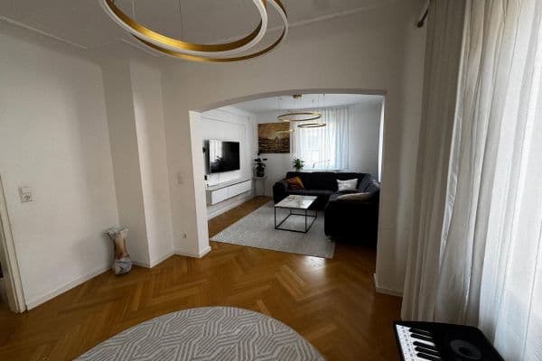 Prodej bytu 4+1 112 m², Plochingen Prodej bytu 4+1 112 m², Plochingen