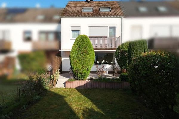 Prodej domu 131 m², pozemek 181 m², Hattersheim Prodej domu 131 m², pozemek 181 m², Hattersheim