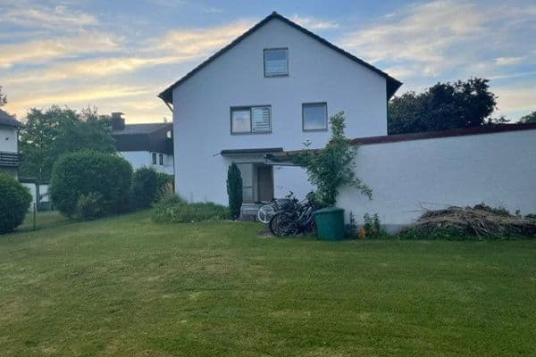 Pronájem bytu 5+1 107 m², Dillingen Pronájem bytu 5+1 107 m², Dillingen