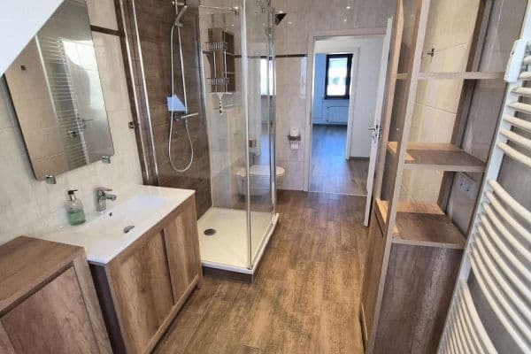 Pronájem bytu 4+kk 116 m², Schubertstrasse, Dreieich Pronájem bytu 4+kk 116 m², Schubertstrasse, Dreieich