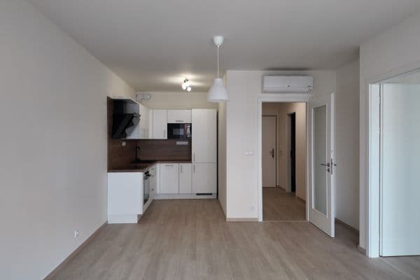 Pronájem bytu 2+kk 54 m², Bukačova, Praha Pronájem bytu 2+kk 54 m², Bukačova, Praha