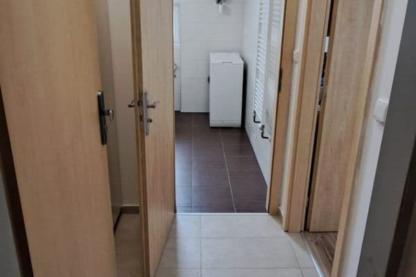 Pronájem bytu 1+kk 30 m², Týnec nad Sázavou Pronájem bytu 1+kk 30 m², Týnec nad Sázavou