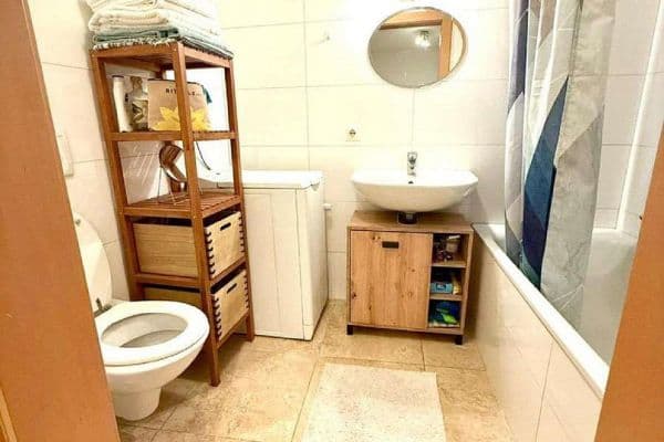 Pronájem bytu 2+1 37 m², Anzengruberstraße 1, Innsbruck, Tyrolsko Pronájem bytu 2+1 37 m², Anzengruberstraße 1, Innsbruck, Tyrolsko