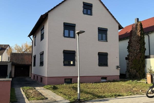 Prodej domu 143 m², pozemek 374 m², Justinus-Kerner.Str.7, Denkendorf Prodej domu 143 m², pozemek 374 m², Justinus-Kerner.Str.7, Denkendorf