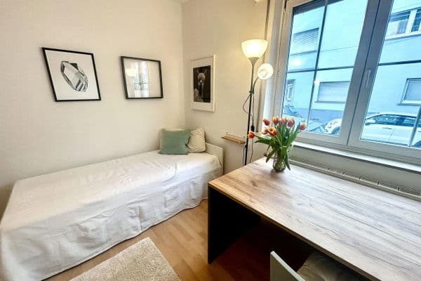 Pronájem bytu 1+1 15 m², Stuttgart, Bádensko-Württembersko Pronájem bytu 1+1 15 m², Stuttgart, Bádensko-Württembersko