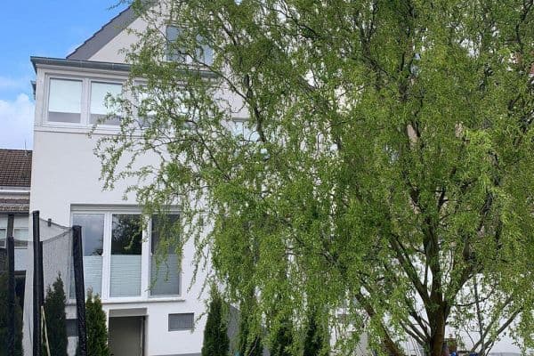 Prodej domu 215 m², pozemek 475 m², Scheffelstr. 138, Düsseldorf Prodej domu 215 m², pozemek 475 m², Scheffelstr. 138, Düsseldorf