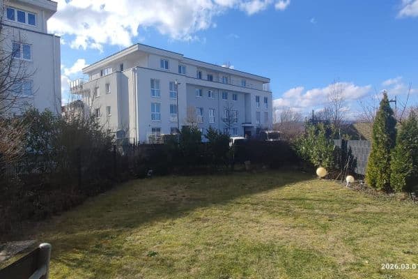 Pronájem bytu 2+1 68 m², An der Lindenallee 24, Frankfurt am Main, Hessen Pronájem bytu 2+1 68 m², An der Lindenallee 24, Frankfurt am Main, Hessen