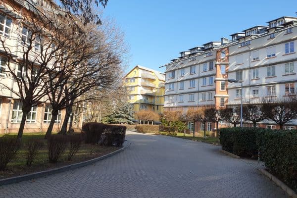 Prodej bytu 3+1 143 m², Na Okraji, Praha Prodej bytu 3+1 143 m², Na Okraji, Praha