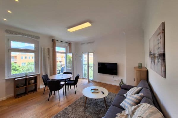 Pronájem bytu 2+1 55 m², Pascalstr. 4, Berlin, Berlín Pronájem bytu 2+1 55 m², Pascalstr. 4, Berlin, Berlín