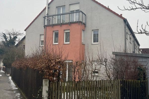 Prodej domu 140 m², pozemek 194 m², Regensburg Prodej domu 140 m², pozemek 194 m², Regensburg