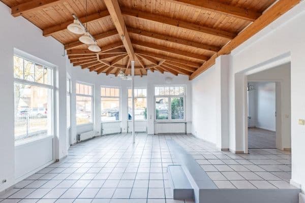 Pronájem bytu 3+1 99 m², Kieler Strasse 45, Quickborn Pronájem bytu 3+1 99 m², Kieler Strasse 45, Quickborn