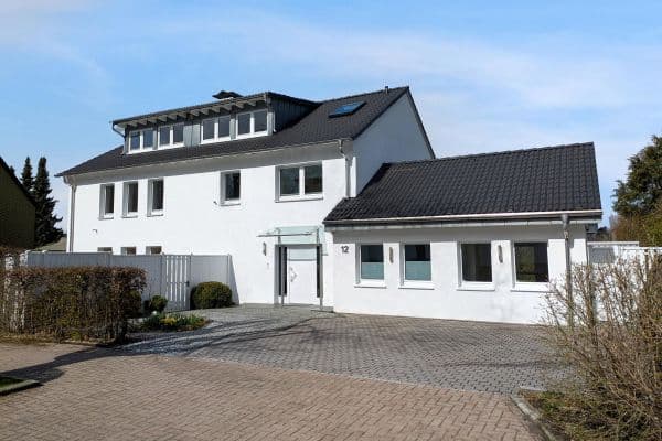 Prodej domu 390 m², pozemek 1.375 m², Humboldtstraße 12, Halver Prodej domu 390 m², pozemek 1.375 m², Humboldtstraße 12, Halver