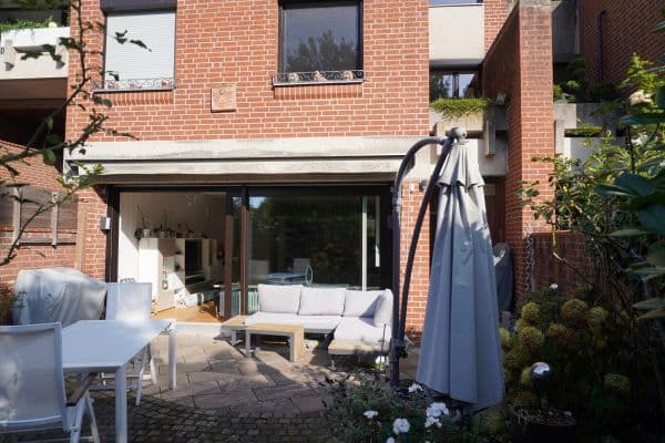 Prodej bytu 4+1 152 m², Hannover Prodej bytu 4+1 152 m², Hannover