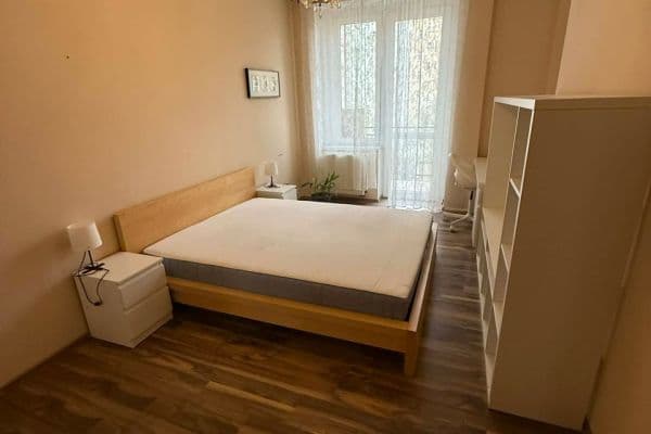 Pronájem bytu 2+1 55 m², U Skládky, Praha Pronájem bytu 2+1 55 m², U Skládky, Praha