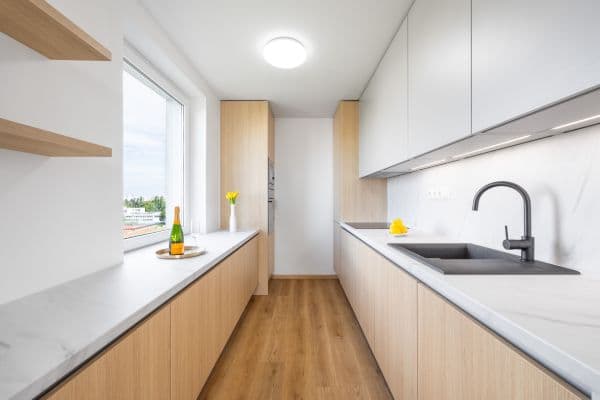 Prodej bytu 3+kk 76 m², Janovská, Praha Prodej bytu 3+kk 76 m², Janovská, Praha