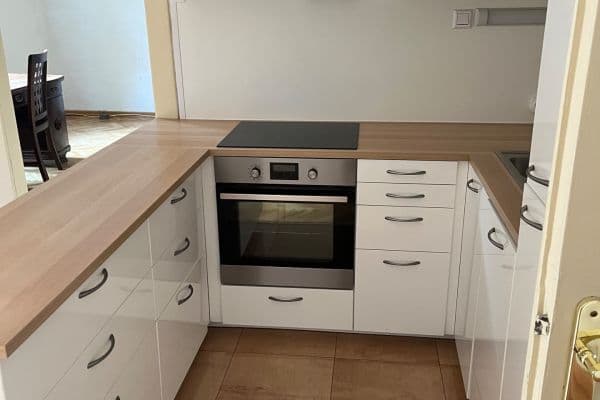 Pronájem bytu 3+kk 80 m², V Cibulkách, Praha Pronájem bytu 3+kk 80 m², V Cibulkách, Praha