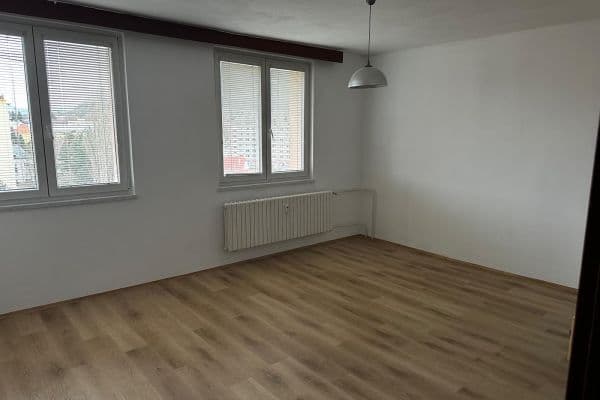 Pronájem bytu 3+1 80 m², 17. listopadu, Kopřivnice Pronájem bytu 3+1 80 m², 17. listopadu, Kopřivnice