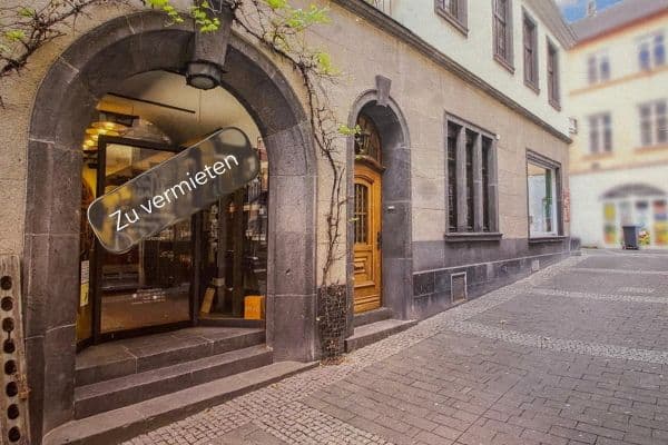 Pronájem bytu 2+1 38 m², Hochstraße 61, Andernach Pronájem bytu 2+1 38 m², Hochstraße 61, Andernach