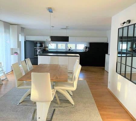 Pronájem bytu 4+kk 146 m², Lerchenstraße 89, Heilbronn, Bádensko-Württembersko Pronájem bytu 4+kk 146 m², Lerchenstraße 89, Heilbronn, Bádensko-Württembersko