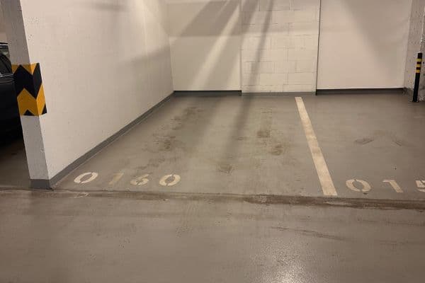 Pronájem garáže 15 m², Krásova, Praha Pronájem garáže 15 m², Krásova, Praha