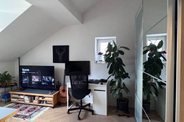 Pronájem bytu 2+1 65 m², Chlumova, Praha Pronájem bytu 2+1 65 m², Chlumova, Praha