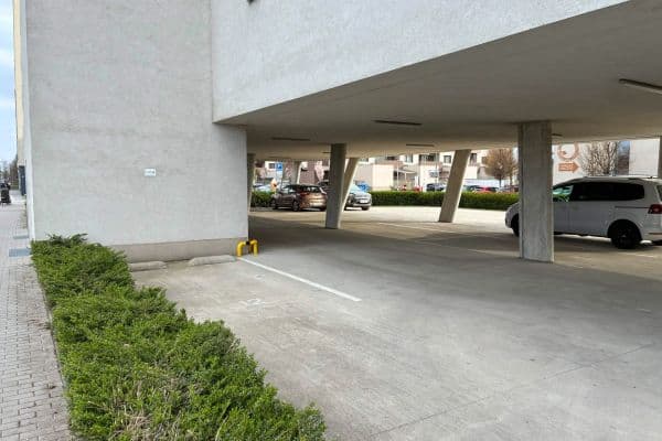 Prodej garáže 13 m², Kigginsova, Brno Prodej garáže 13 m², Kigginsova, Brno