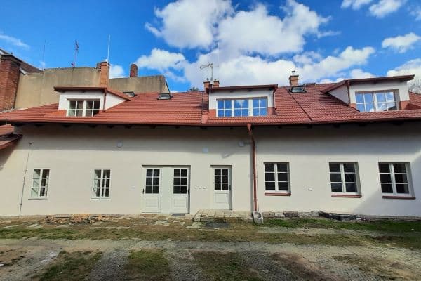 Pronájem bytu 2+1 83 m², Chržínská, Velvary Pronájem bytu 2+1 83 m², Chržínská, Velvary