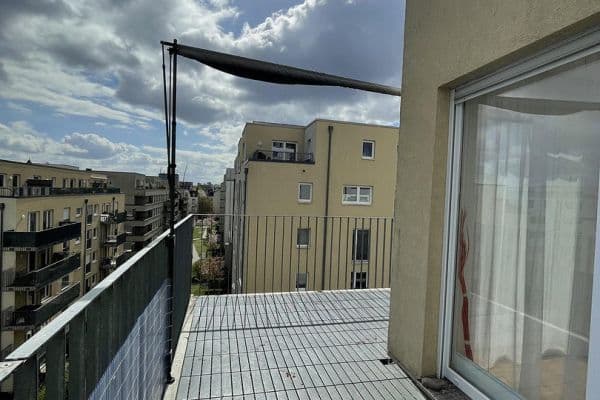 Prodej bytu 3+1 92 m², Niedernhausener Strasse 33, Frankfurt am Main, Hessen Prodej bytu 3+1 92 m², Niedernhausener Strasse 33, Frankfurt am Main, Hessen