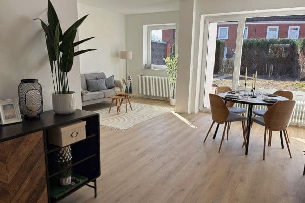 Prodej domu 120 m², pozemek 384 m², Lüneburg, Dolní Sasko Prodej domu 120 m², pozemek 384 m², Lüneburg, Dolní Sasko