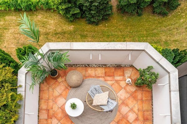 Prodej bytu 3+1 76 m², Meiendorfer Straße 12a, Hamburg Prodej bytu 3+1 76 m², Meiendorfer Straße 12a, Hamburg