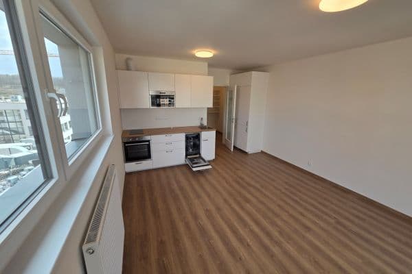 Pronájem bytu 1+kk 33 m², Poděbradská, Praha Pronájem bytu 1+kk 33 m², Poděbradská, Praha