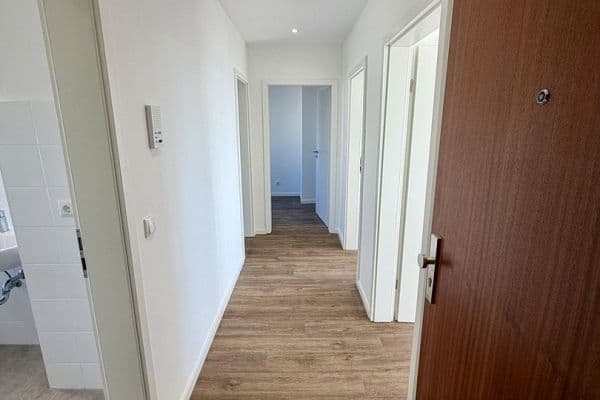 Pronájem bytu 3+1 60 m², Birkenstraße 1, Groß Kreutz Pronájem bytu 3+1 60 m², Birkenstraße 1, Groß Kreutz
