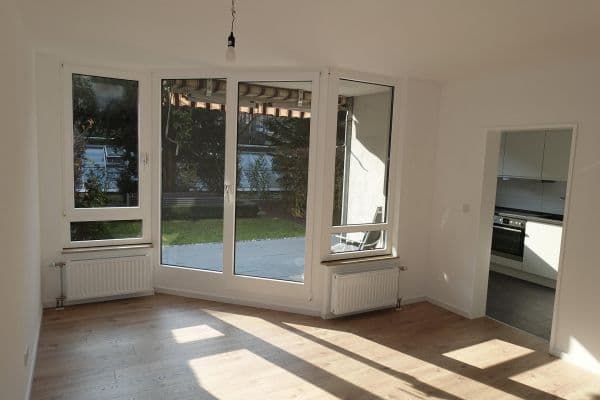 Pronájem bytu 2+1 65 m², Hansastraße 124, Krefeld Pronájem bytu 2+1 65 m², Hansastraße 124, Krefeld