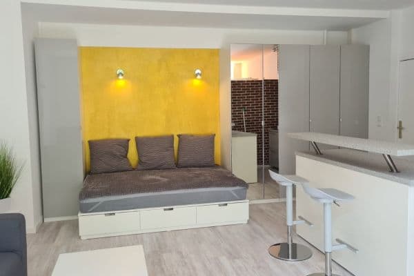 Pronájem bytu 1+1 35 m², Fredericiastrass 3, Berlin, Berlín Pronájem bytu 1+1 35 m², Fredericiastrass 3, Berlin, Berlín