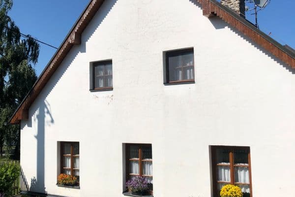 Prodej domu 160 m², pozemek 2.015 m², Bušanovice Prodej domu 160 m², pozemek 2.015 m², Bušanovice