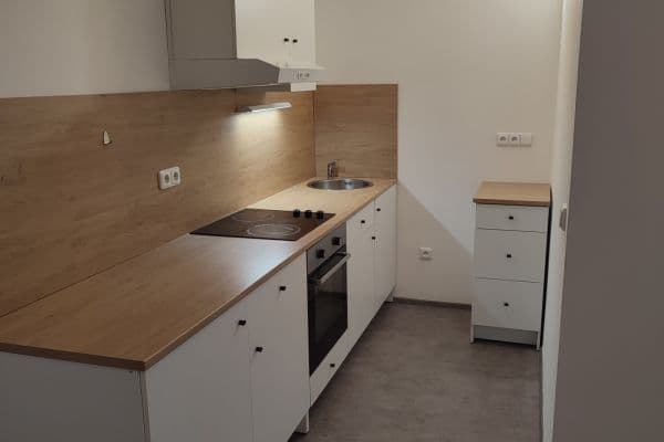 Prodej bytu 2+kk 50 m², Hronovická, Pardubice Prodej bytu 2+kk 50 m², Hronovická, Pardubice