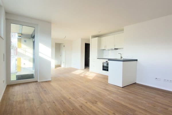 Pronájem bytu 2+1 51 m², Gerlingen Pronájem bytu 2+1 51 m², Gerlingen