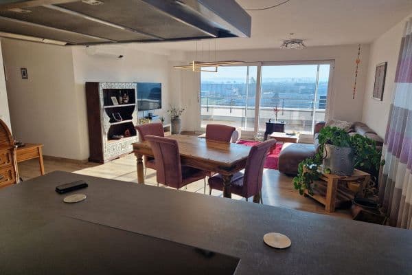 Prodej bytu 3+kk 107 m², Hemmingen Prodej bytu 3+kk 107 m², Hemmingen