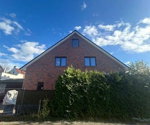 Prodej domu 130 m², pozemek 431 m², Bremen Prodej domu 130 m², pozemek 431 m², Bremen