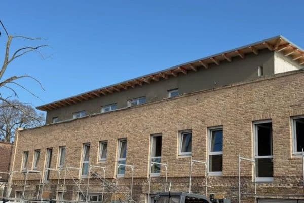 Pronájem bytu 2+1 64 m², Tremmener Straße 2, Nauen OT Gohlitz Pronájem bytu 2+1 64 m², Tremmener Straße 2, Nauen OT Gohlitz