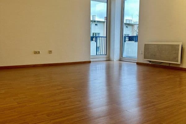 Pronájem bytu 2+1 50 m², Jugenheimer Str. 48a, Frankfurt, Hessen Pronájem bytu 2+1 50 m², Jugenheimer Str. 48a, Frankfurt, Hessen