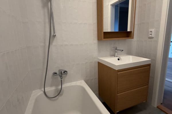 Pronájem bytu 3+kk 59 m², V Dolině, Praha Pronájem bytu 3+kk 59 m², V Dolině, Praha