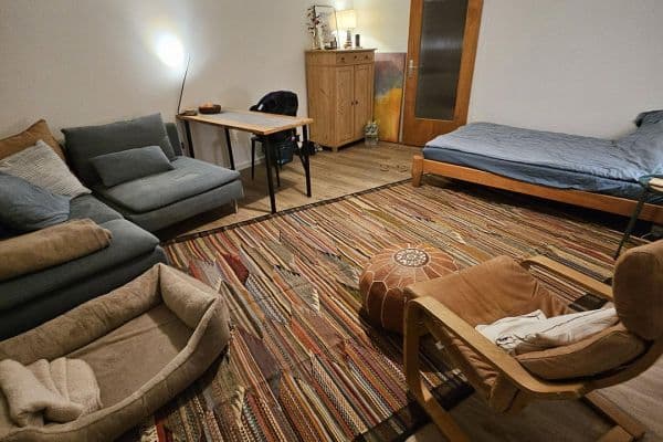 Pronájem bytu 1+1 30 m², Langer Weg 3, Eschborn Pronájem bytu 1+1 30 m², Langer Weg 3, Eschborn