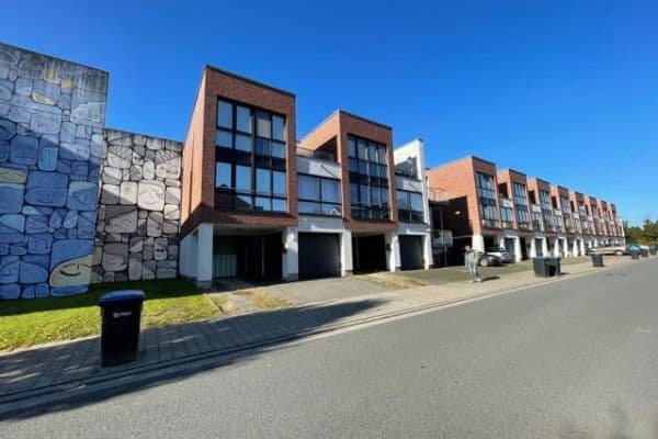 Prodej domu 108 m², pozemek 2.160 m², Jürgen-Hornemann Str., Greven Prodej domu 108 m², pozemek 2.160 m², Jürgen-Hornemann Str., Greven