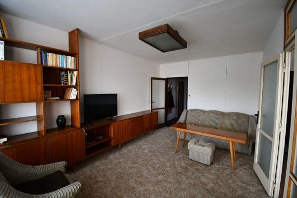 Pronájem bytu 3+1 68 m², Přímětická, Praha Pronájem bytu 3+1 68 m², Přímětická, Praha