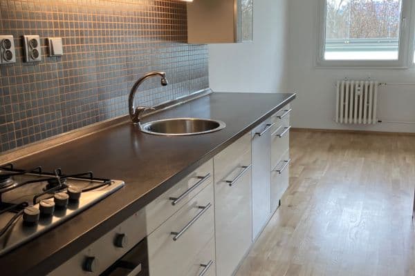Prodej bytu 3+1 92 m², Aubrechtové, Praha Prodej bytu 3+1 92 m², Aubrechtové, Praha