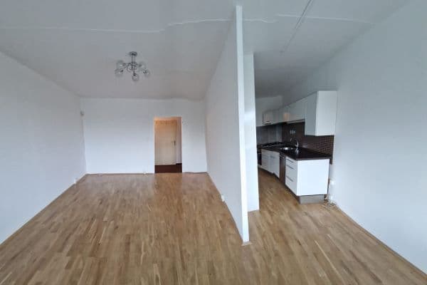 Prodej bytu 3+1 81 m², Aubrechtové, Praha Prodej bytu 3+1 81 m², Aubrechtové, Praha