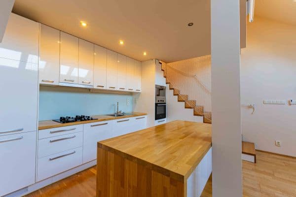 Pronájem bytu 3+kk 85 m², Čechova, Praha Pronájem bytu 3+kk 85 m², Čechova, Praha